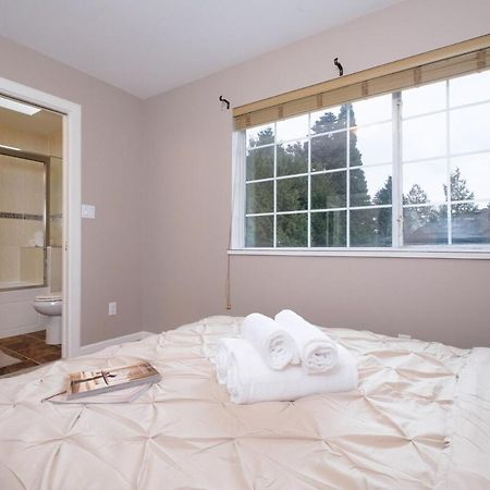 Spacious 4Br W Ensuites Mins To Downtown Yvr Ubc Vancouver Ngoại thất bức ảnh