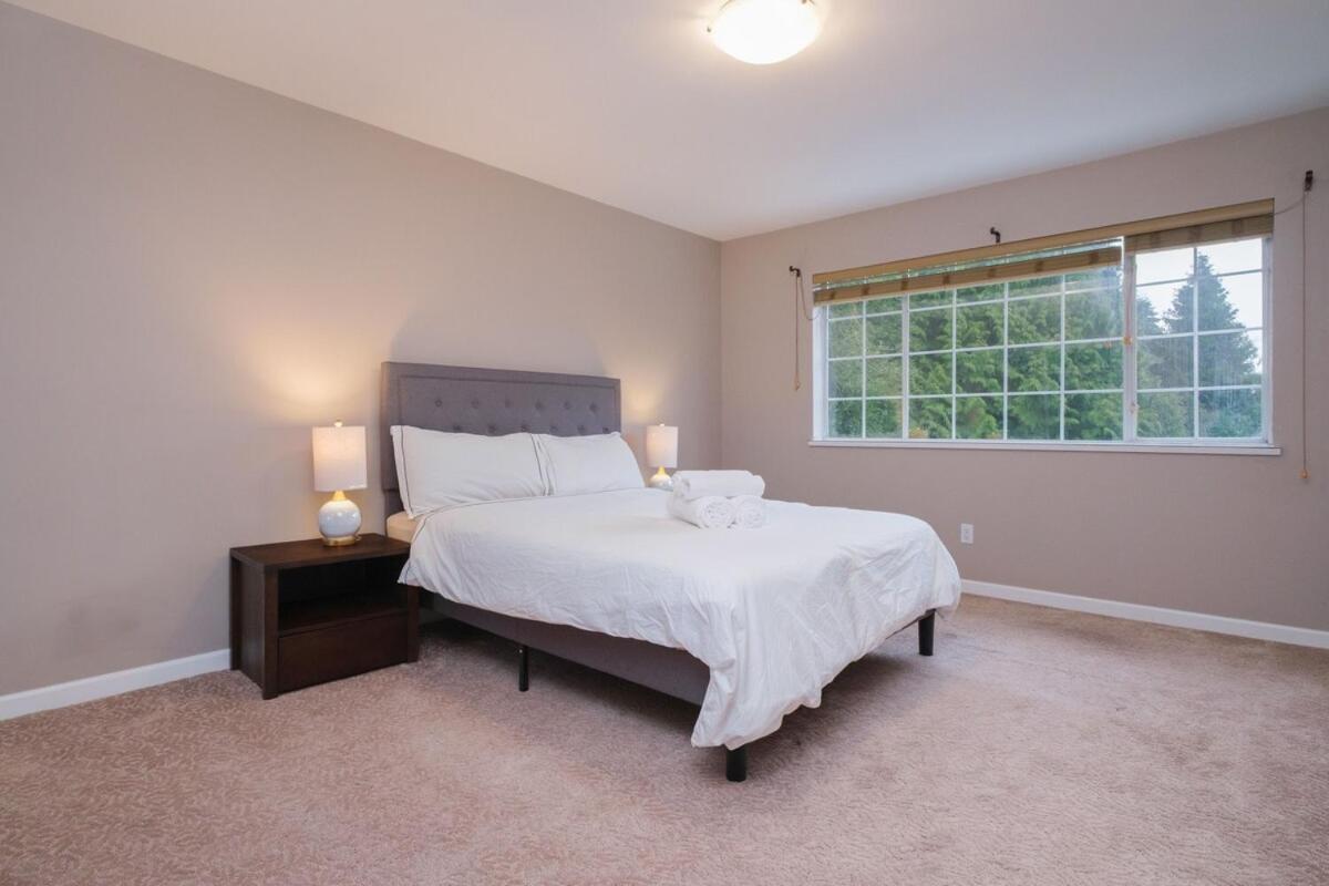 Spacious 4Br W Ensuites Mins To Downtown Yvr Ubc Vancouver Ngoại thất bức ảnh
